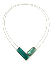 Load image into Gallery viewer, V Magnetic Pendant Necklace