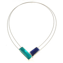 Load image into Gallery viewer, V Magnetic Pendant Necklace