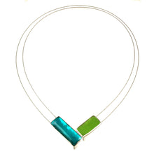 Load image into Gallery viewer, V Magnetic Pendant Necklace