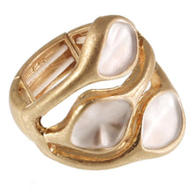 Load image into Gallery viewer, Antique Resin Ring 2411
