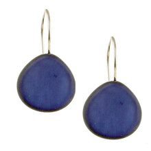 Load image into Gallery viewer, Matt Resin Earrings 4570
