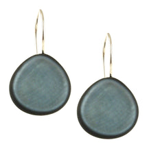 Load image into Gallery viewer, Matt Resin Earrings 4570
