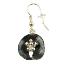 Load image into Gallery viewer, Lily Pad Earrings 6751
