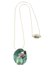 Load image into Gallery viewer, Sm.Textured Pendant Necklace 7260
