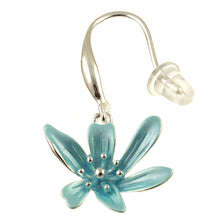 Load image into Gallery viewer, E-S.Silver Flower Earring 775
