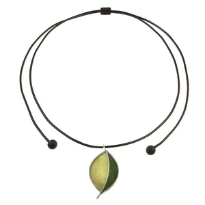 Adjustable Leaf Pendant Necklace